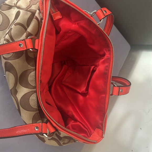 Coach Dsy OTL sig em Orange tote - Picture 8 of 14